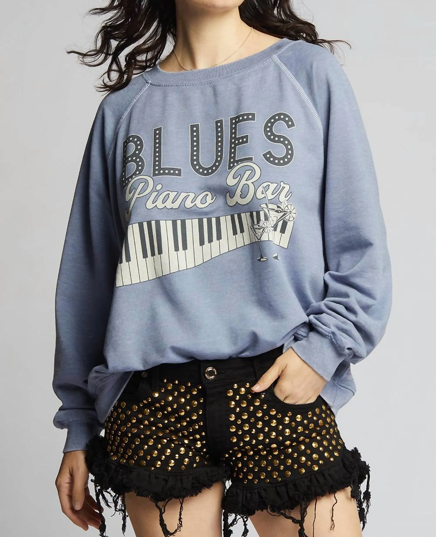 Blues Piano Bar In Vintage Blue