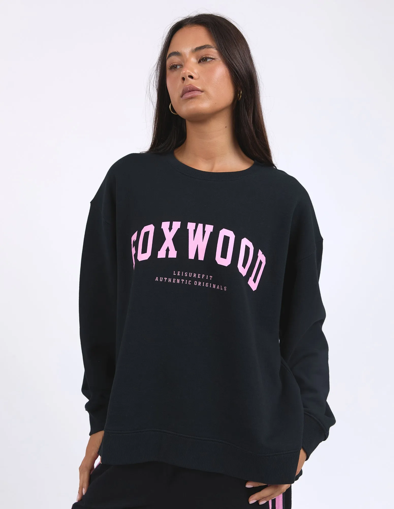 Foxwood Interval Crew Black W/ Neon Pink